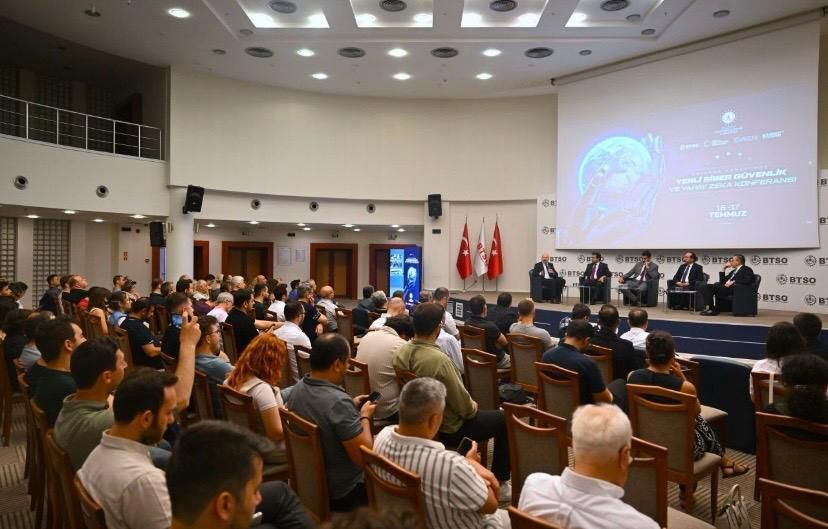 Audience at the Domestic Cybersecurity and AI in the Defense Industry conference at BTSO